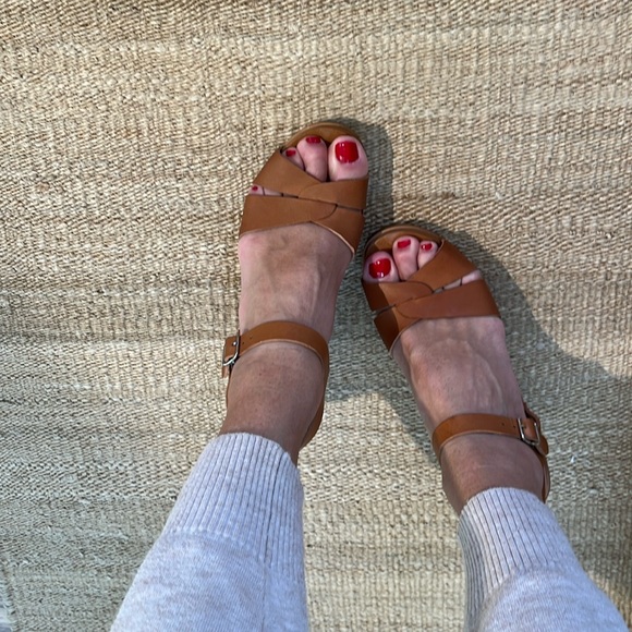 Swedish Hasbeens NWT Tan Sandal Vintage Inspired Love this style🌸 - Picture 6 of 11